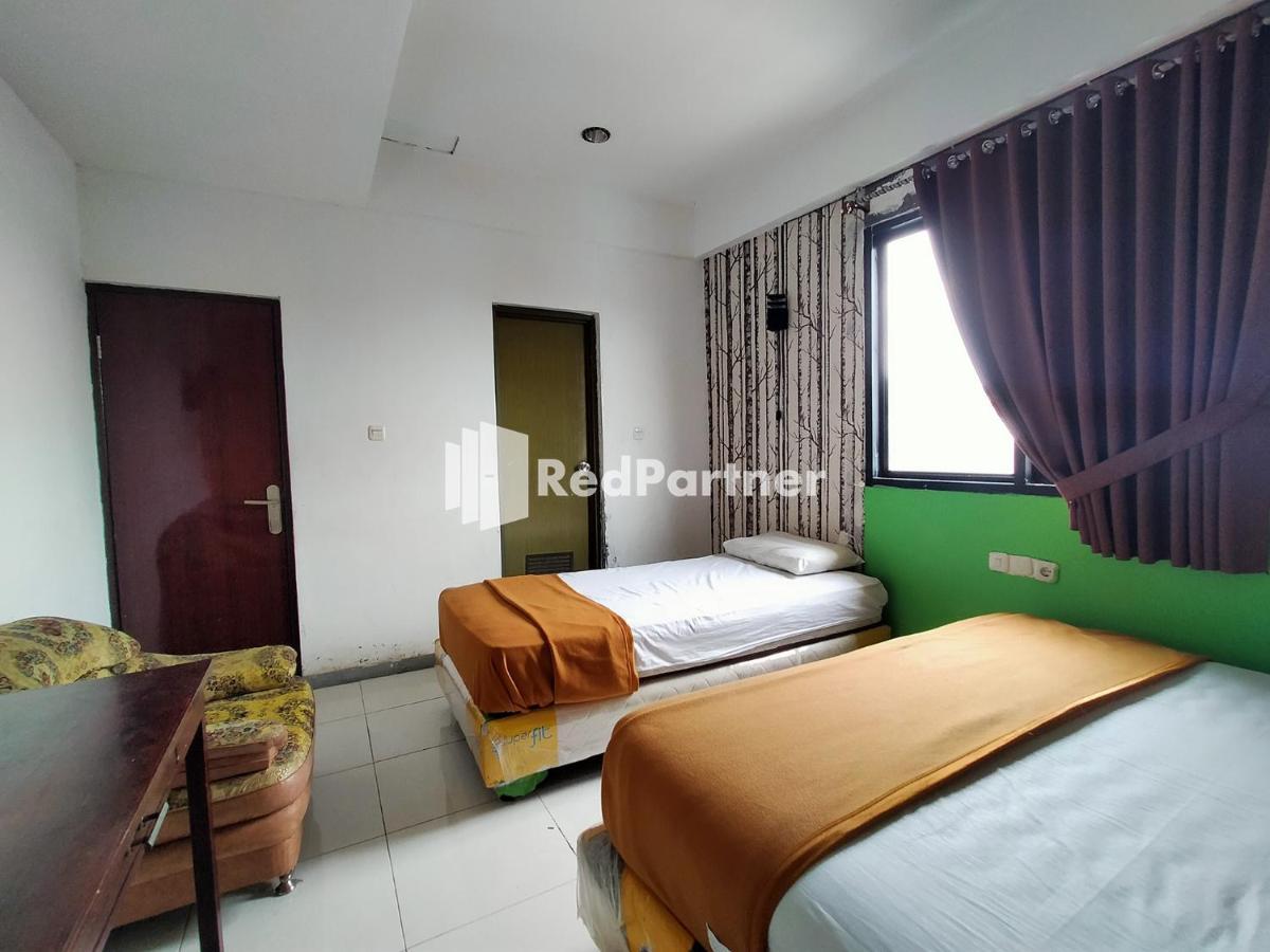 Hotel Ayu Lestari Ternate Redpartner Exterior photo